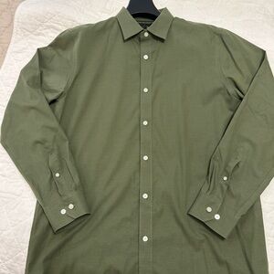 Banana Republic Forest Green Men's Button Down Shirt